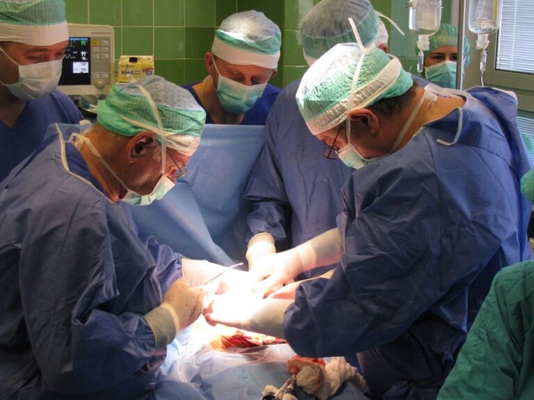 Zazdroszczę jasielskiemu szpitalowi wyposażenia – mówi czołowy polski chirurg