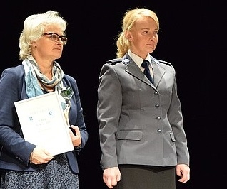 Policjantka z Jasła nagrodzona za przeciwdziałanie przemocy w rodzinie