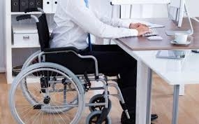 Niedobór pracowników nie poprawił sytuacji zawodowej osób z niepełnosprawnościami