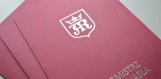 90 uczniów jasielskich szkół podstawowych nagrodzonych przez burmistrza