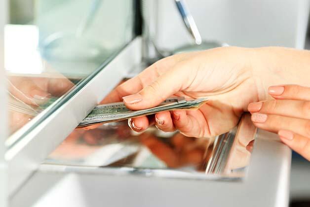 PKO BP pod lupą. Sprawdź czy wpłacony gotówką czynsz i inne opłaty trafiły do adresata!