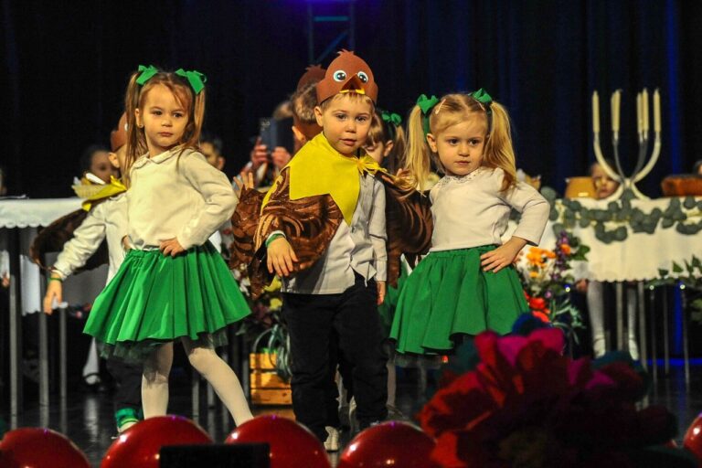 Przedszkolna biesiada z Babcią i Dziadkiem