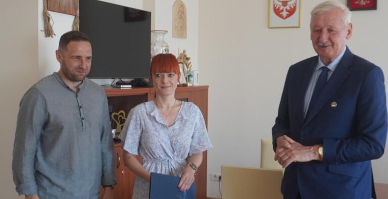 Otworzyli swoje serca dla dzieci. Państwo Brągiel z Jasła chcą być zawodową rodziną zastępczą