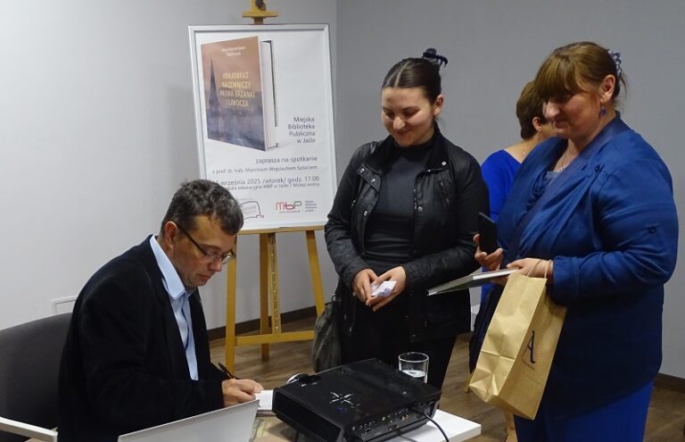 Hydronimy, oronimy, toponimy Pasma Brzanki i Liwocza