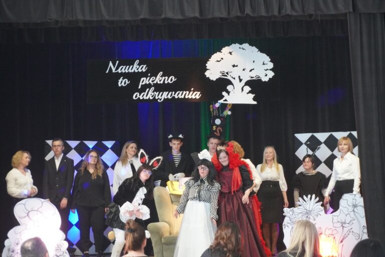 Nowe możliwości dla szkół i uczniów. Specjalistyczne Centrum Wspierające Edukację Włączającą już działa!