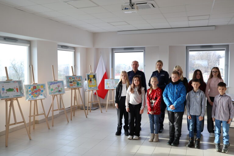 Laureaci konkursu „Bezpieczne Wakacje 2025” odebrali nagrody