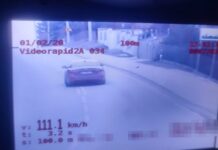 Wyprzedzał na skrzyżowaniu i jechał z prędkością 111 km/h