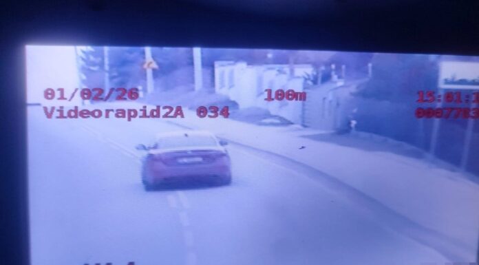 Wyprzedzał na skrzyżowaniu i jechał z prędkością 111 km/h