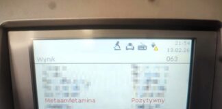 Nie miał prawa jazdy i był pod wpływem metamfetaminy