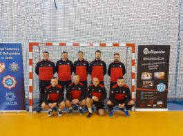 Jasielscy policjanci zwyciężyli w turnieju eliminacyjnym II Podkarpackich Mistrzostw Policji w Piłce Halowej