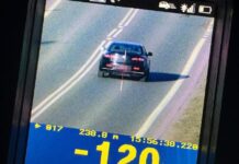 Jechał z prędkością 120 km/h, a prawo jazdy miał niespełna dwa lata