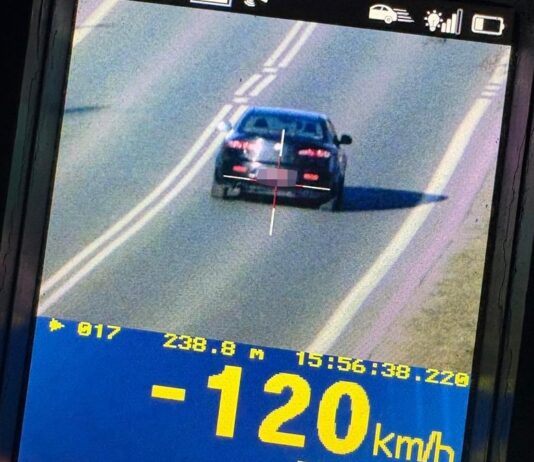 Jechał z prędkością 120 km/h, a prawo jazdy miał niespełna dwa lata