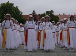 Muzyka, taniec i wspólnota. Jasło pamięta o Janie Pawle II