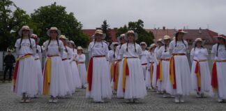 Muzyka, taniec i wspólnota. Jasło pamięta o Janie Pawle II