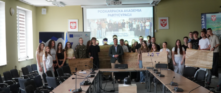 Młodzi rozmawiali o przyszłości regionu. Za nami spotkanie Podkarpackiej Akademii