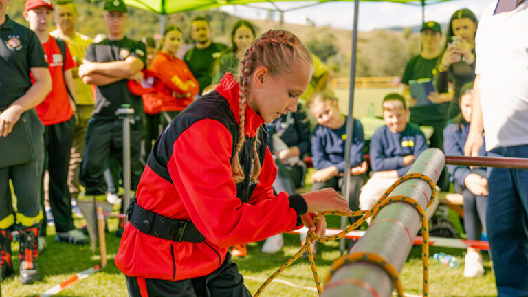 Jak młodzież z pogranicza uczy się ratować życie